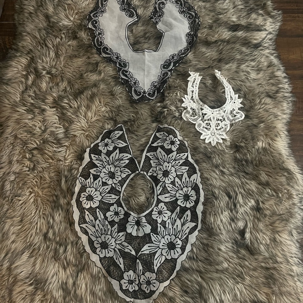 Collars - Picture 2 of 5